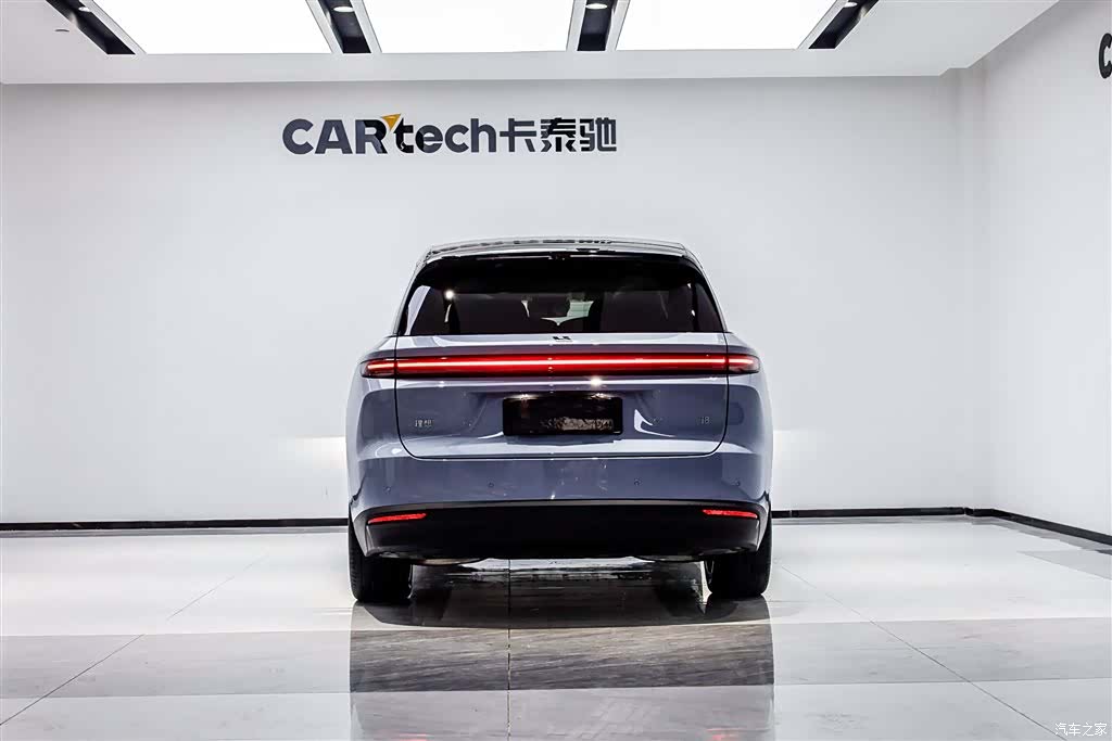 Li Auto i8, 2025 3