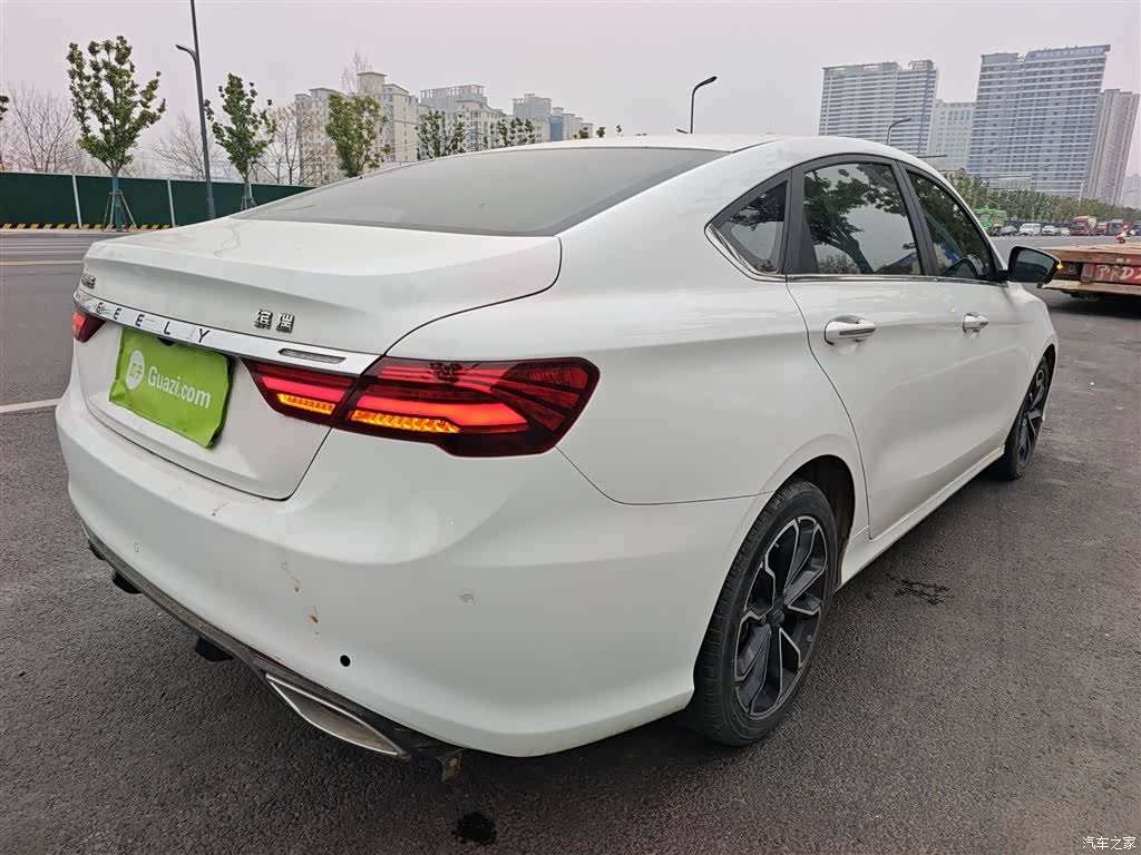 Geely Binray, 2022 7