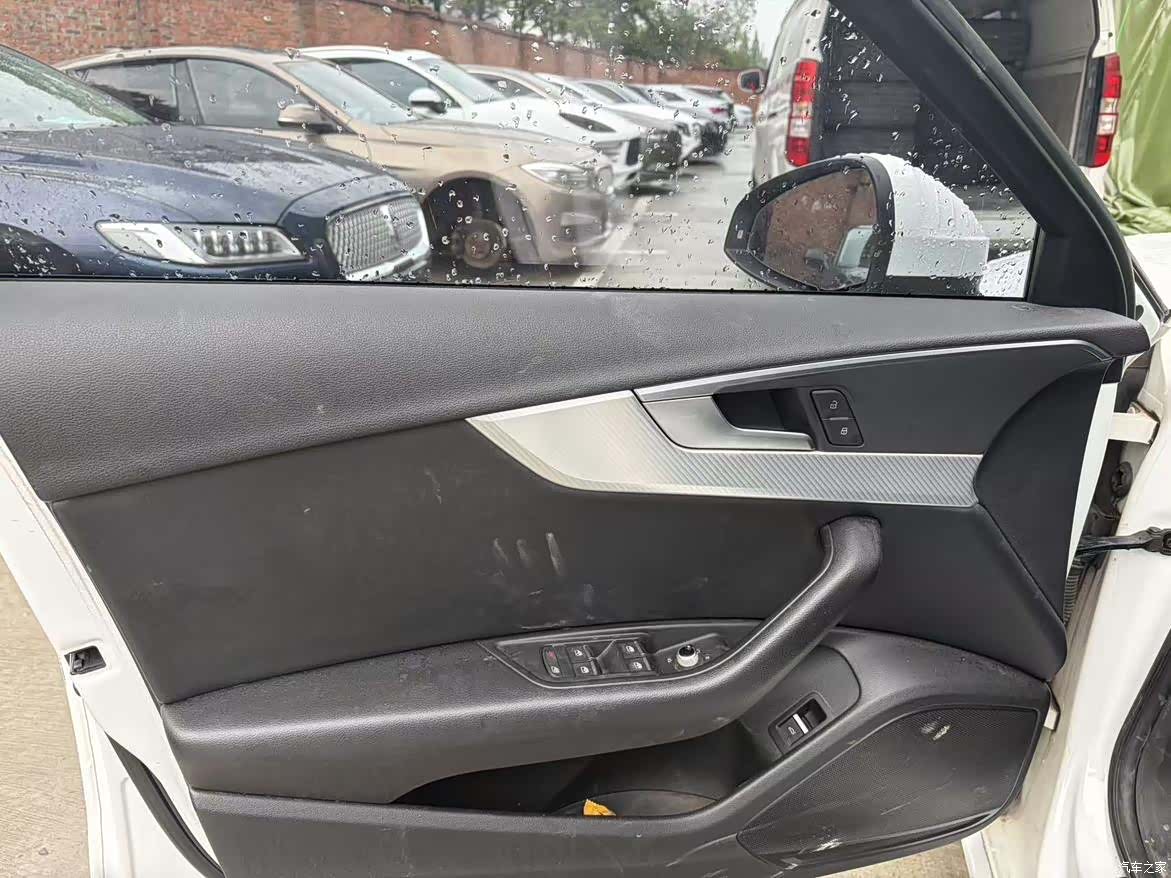 Audi A4L, 2017 4