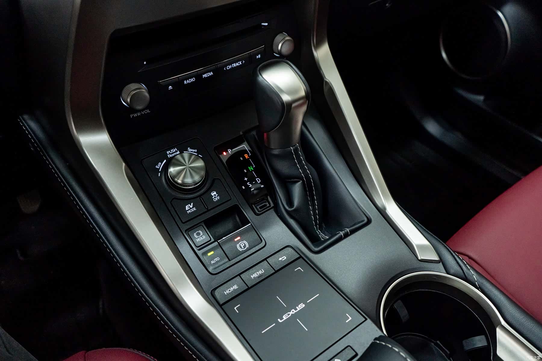 Lexus NX, 2021 17