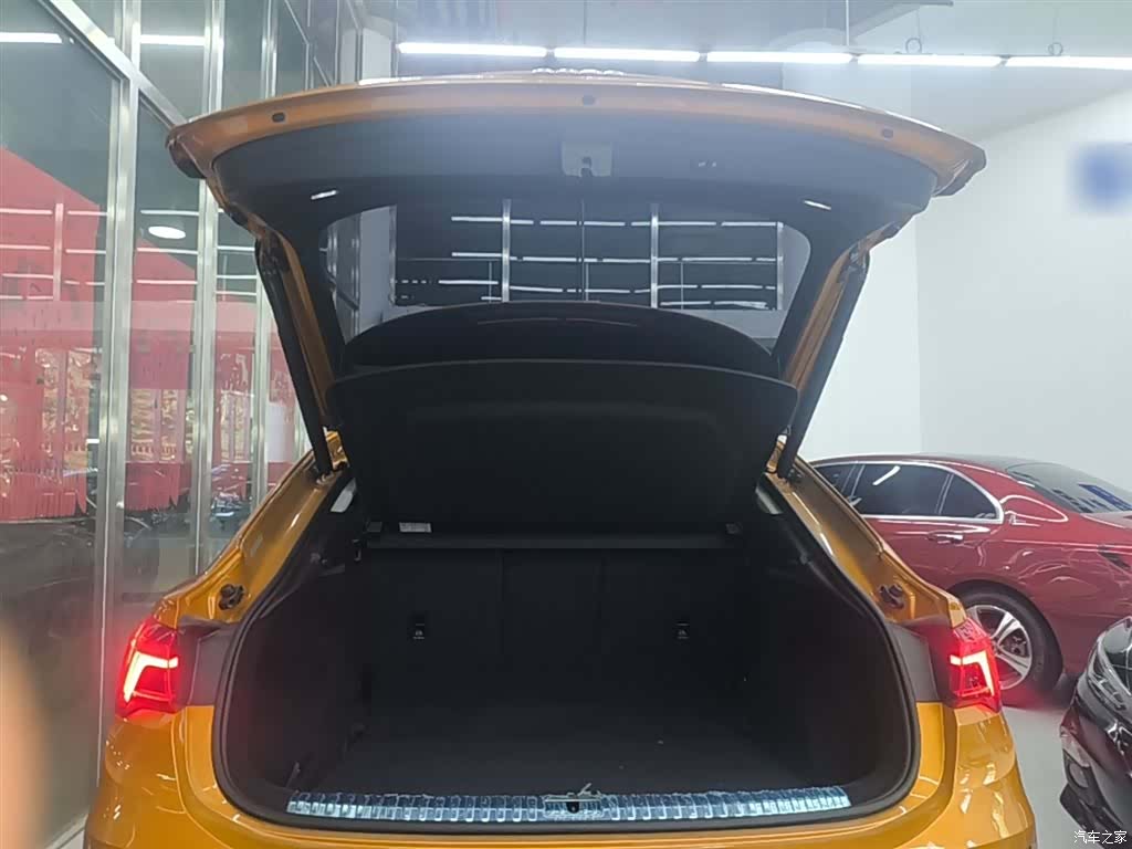 Audi Q3, 2021 19