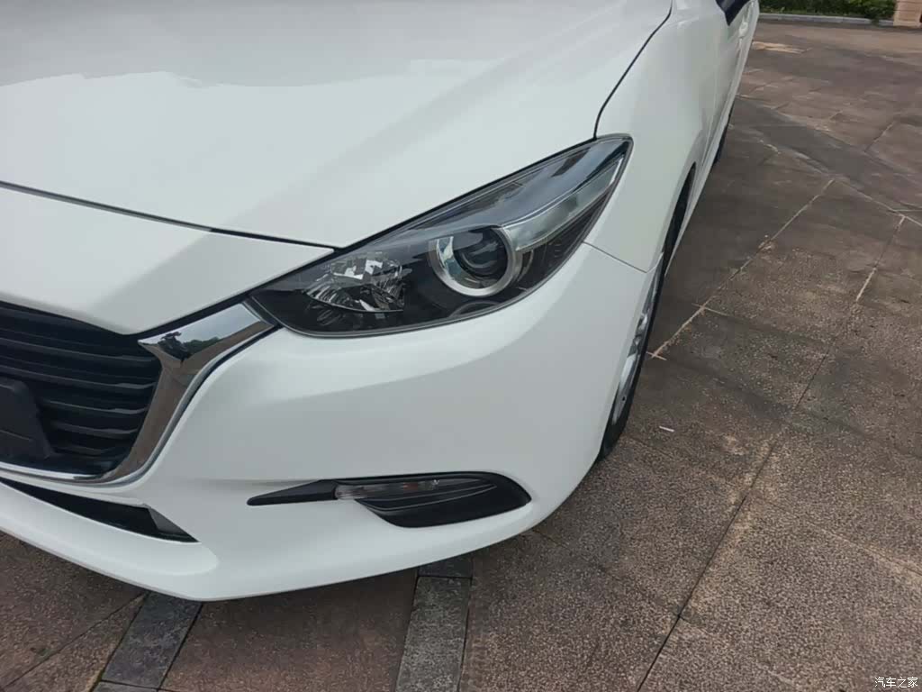 Mazda Mazda3, 2018 24