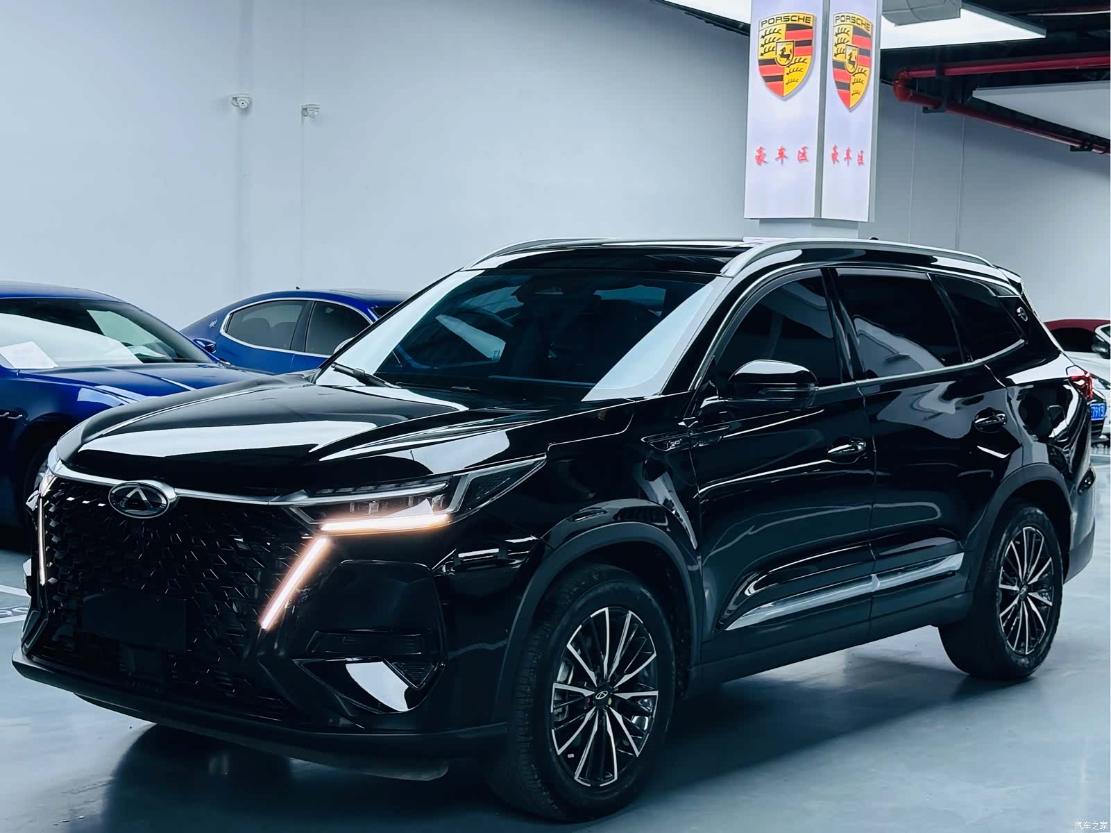 Chery Tiggo 8