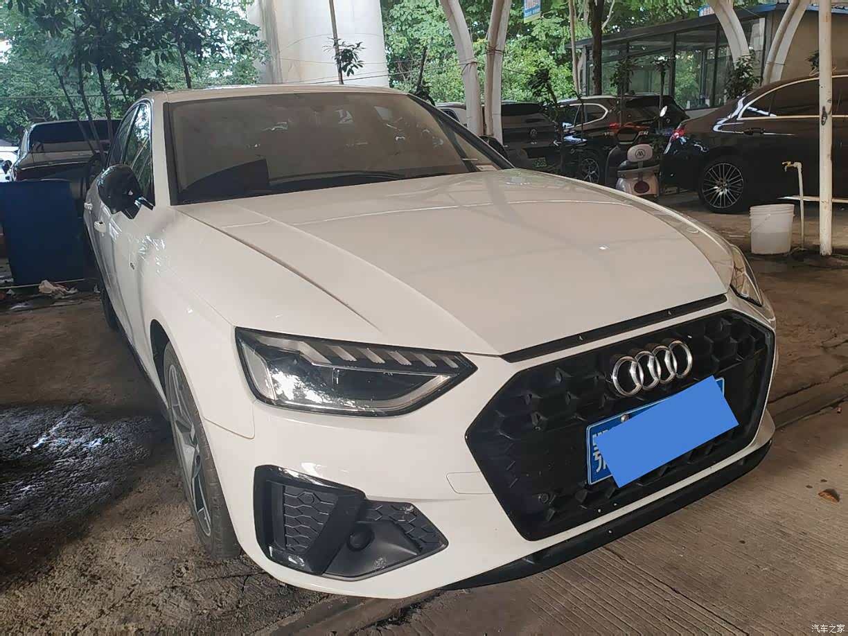 Audi A4L, 2022 2