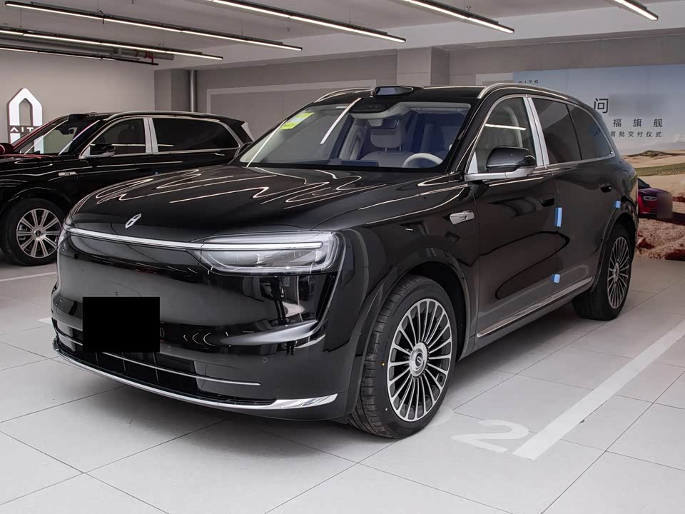 AITO Ask the world M7