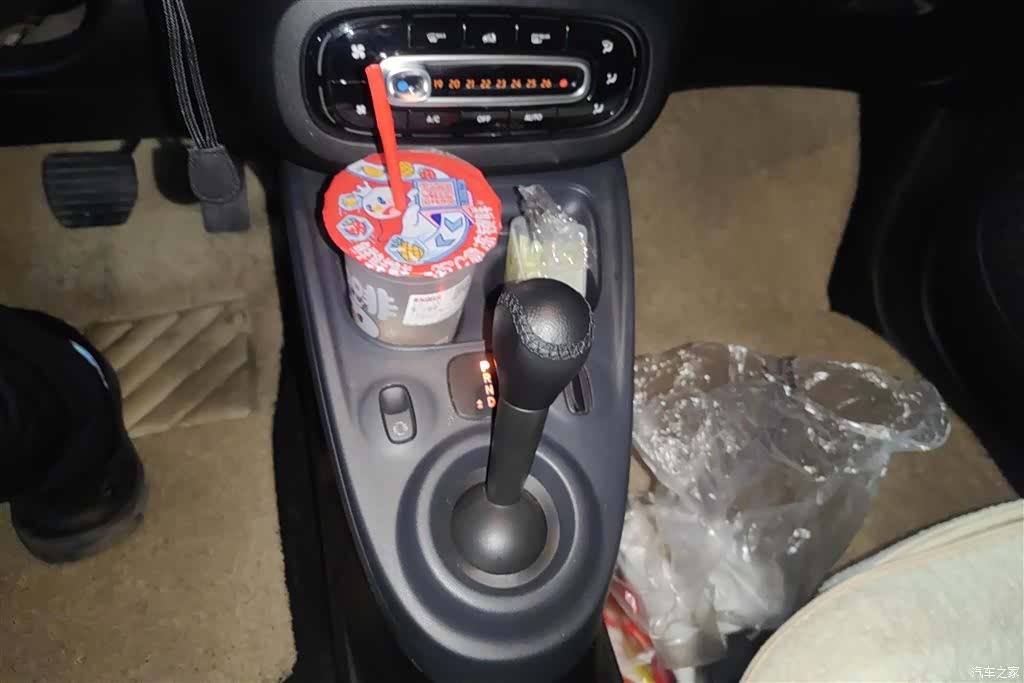 Smart Fortwo, 2017 16