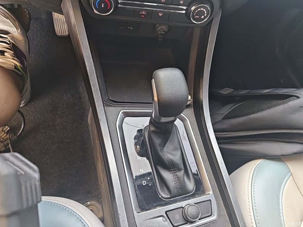Chery 3x, 2023 14