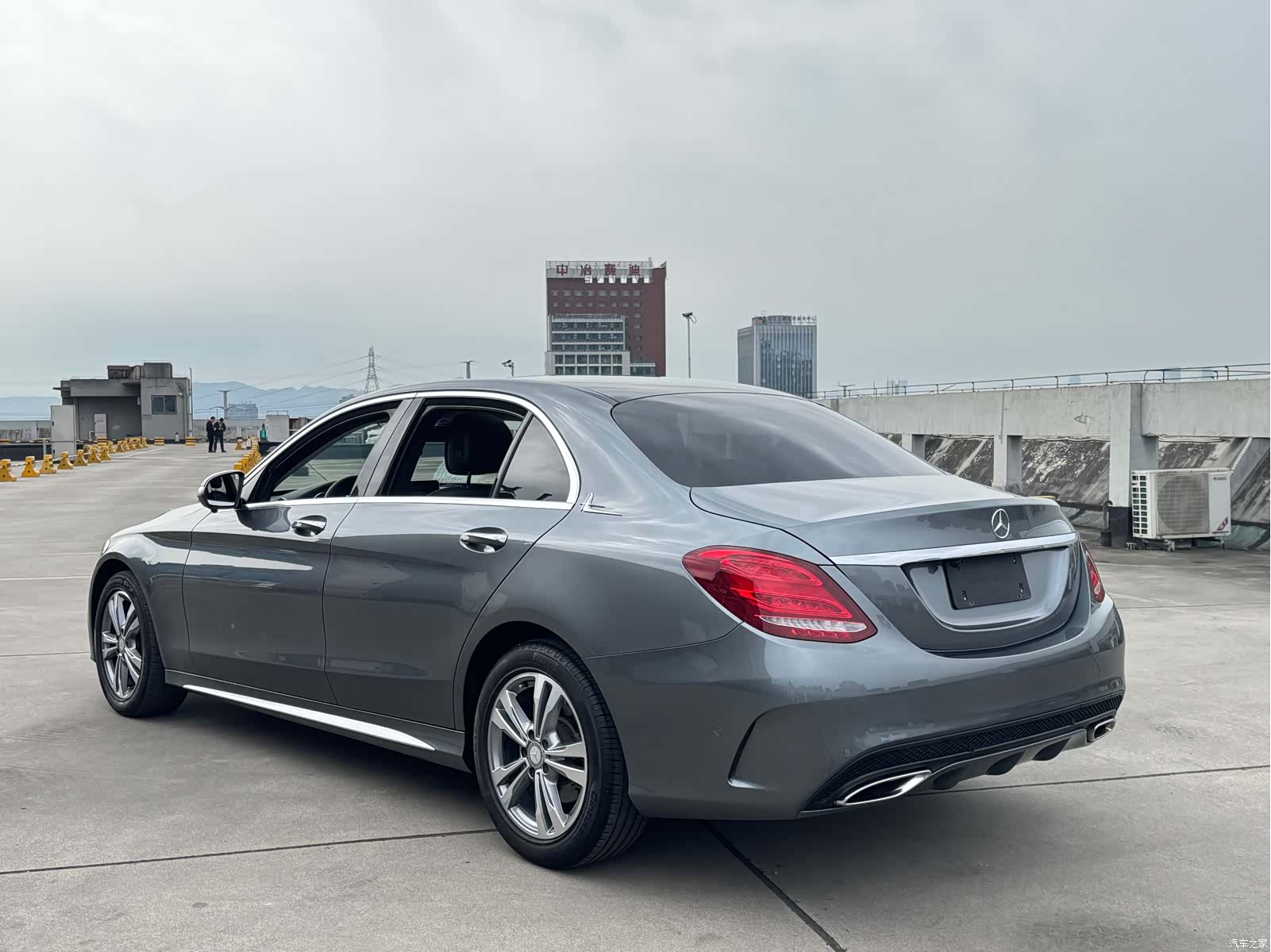 Mercedes-Benz C-Class, 2017 16
