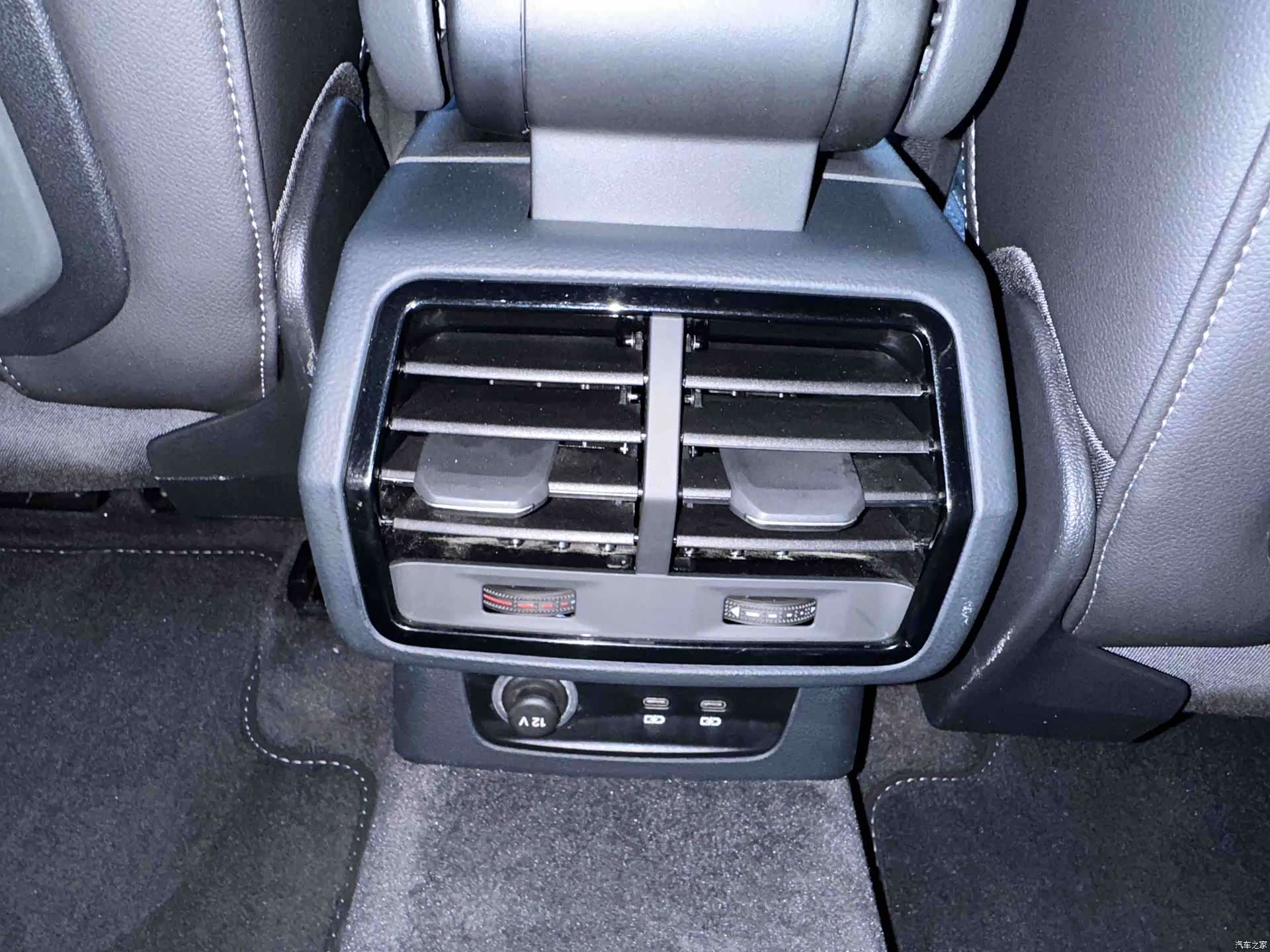 Audi Q3, 2023 21