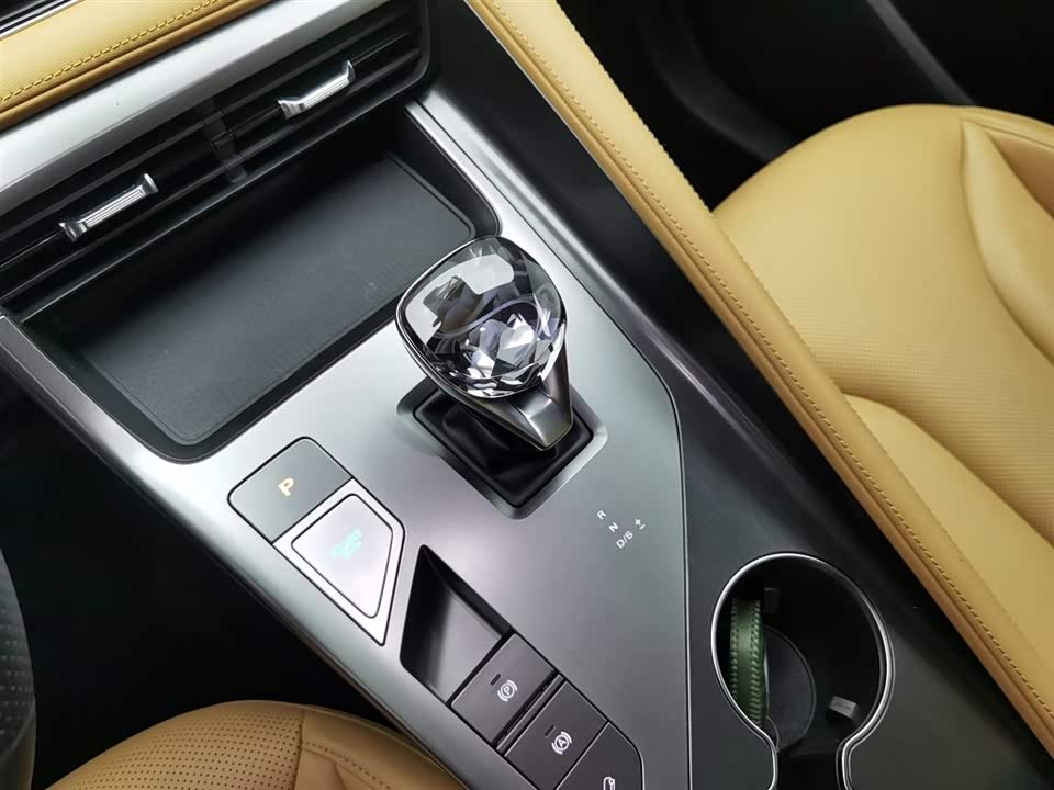 Roewe RX5 Roewe RX5