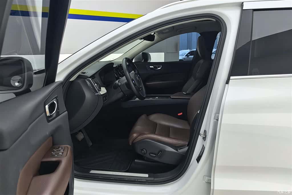 Volvo XC60, 2019 9