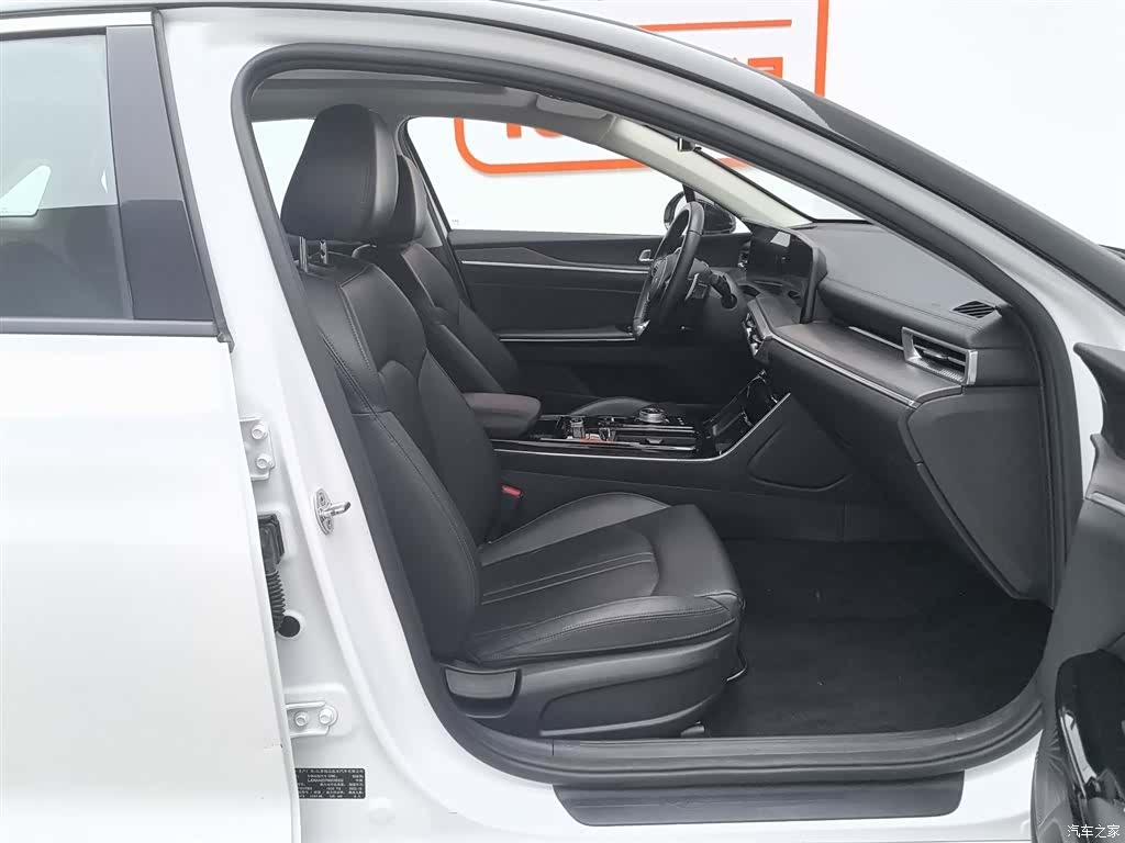 Kia K5, 2023 23
