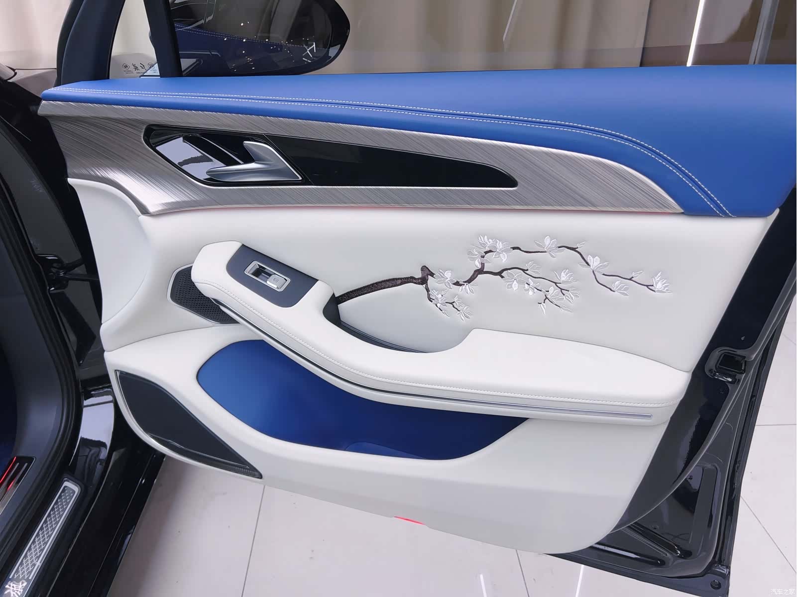 Hongqi H9, 2022 6