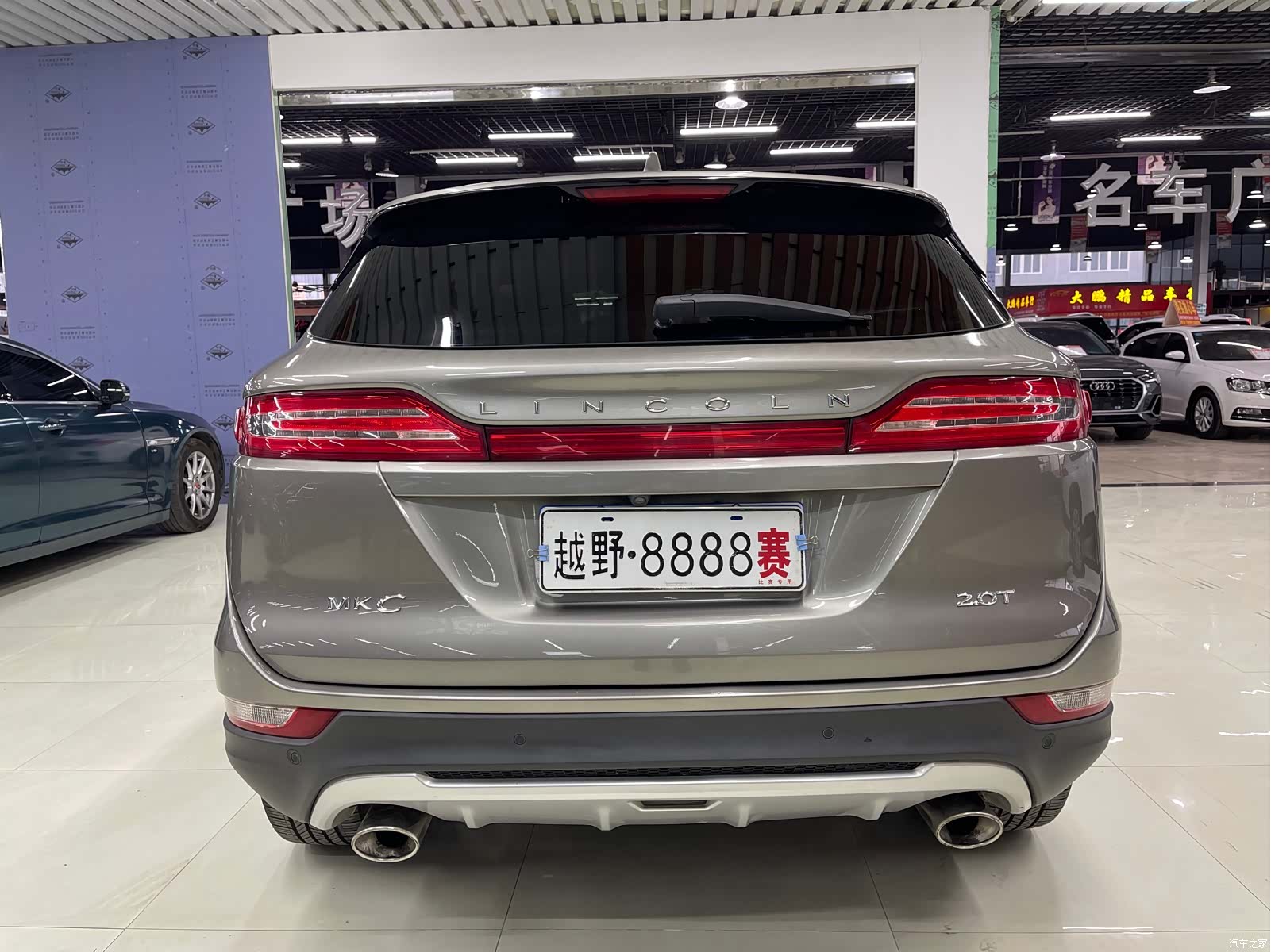 Lincoln MKC, 2017 все фото
