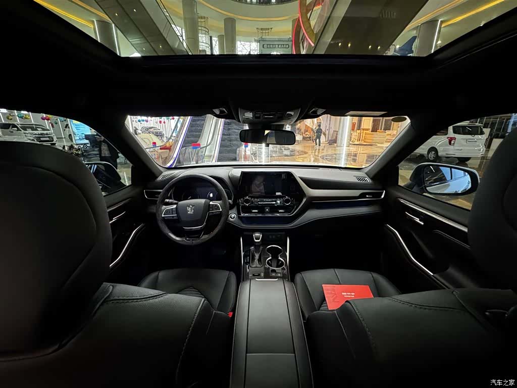 Toyota Crown, 2024 все фото