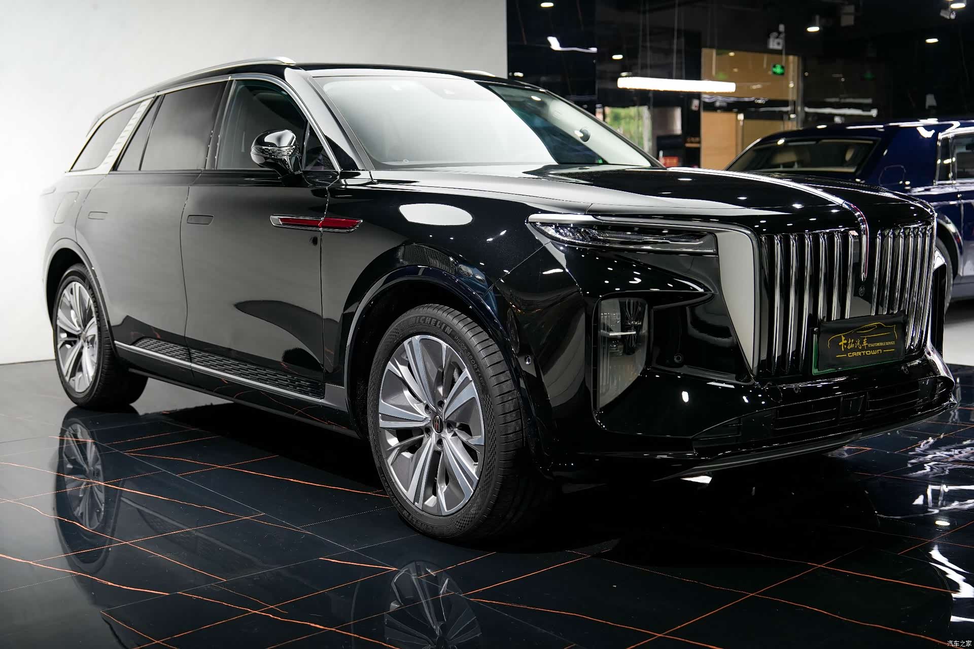 Hongqi E-HS9, 2022 3