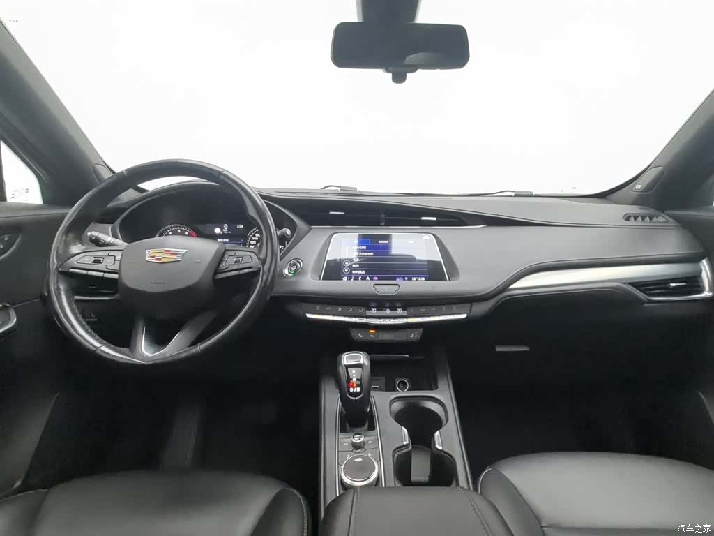 Cadillac XT4, 2019 все фото