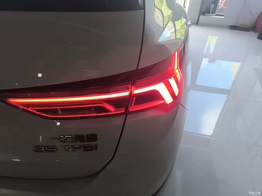 Audi Q3, 2020 8