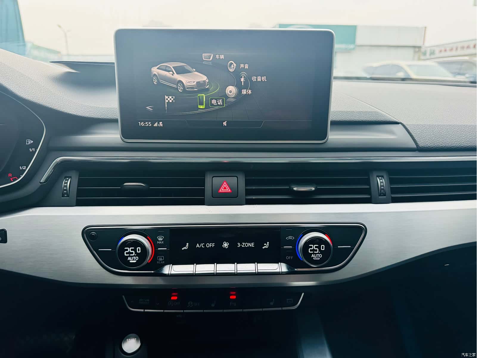 Audi A4L, 2018 25