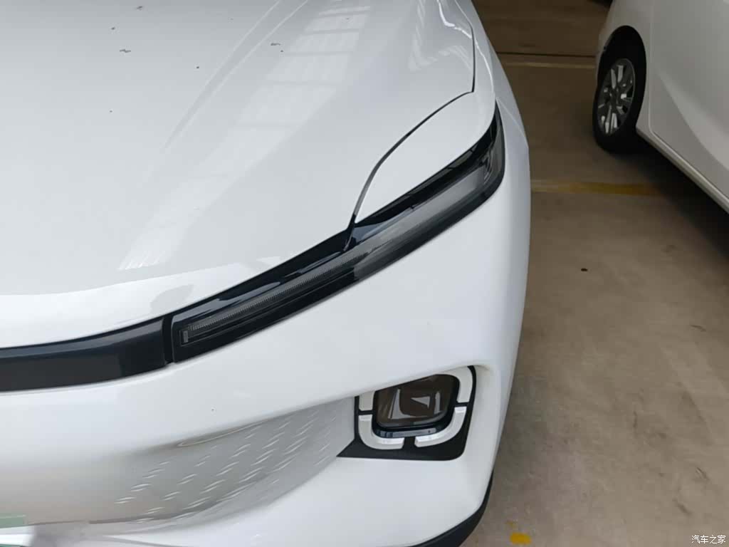 Geely E, 2023 24