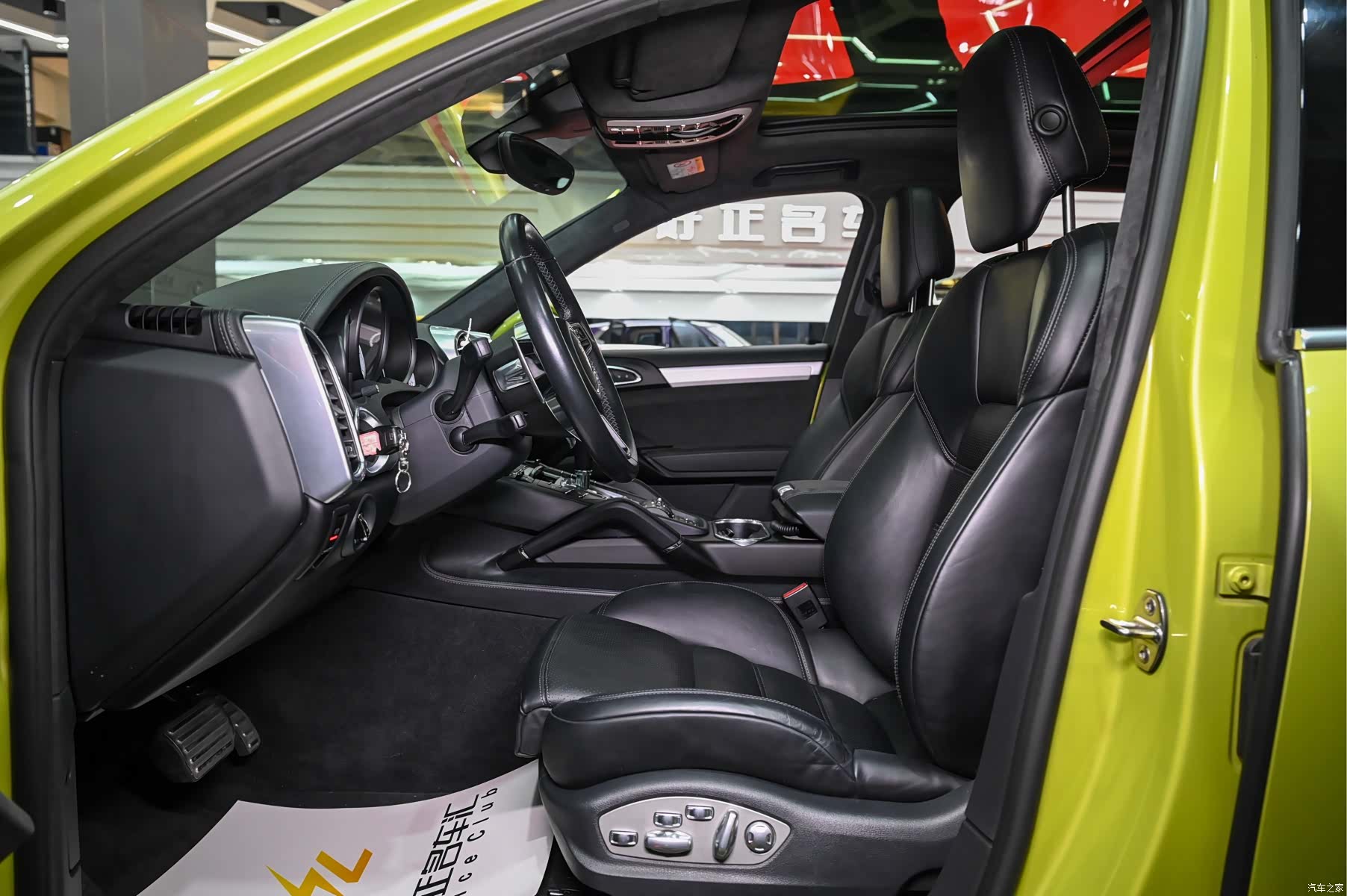 Porsche Cayenne, 2015 9