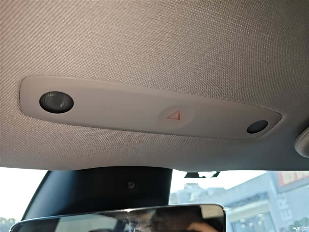 Tesla Model 3, 2024 14
