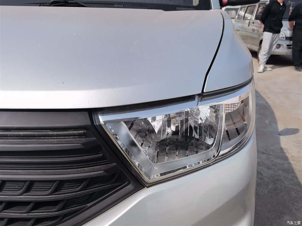 Wuling Hongguang, 2023 18