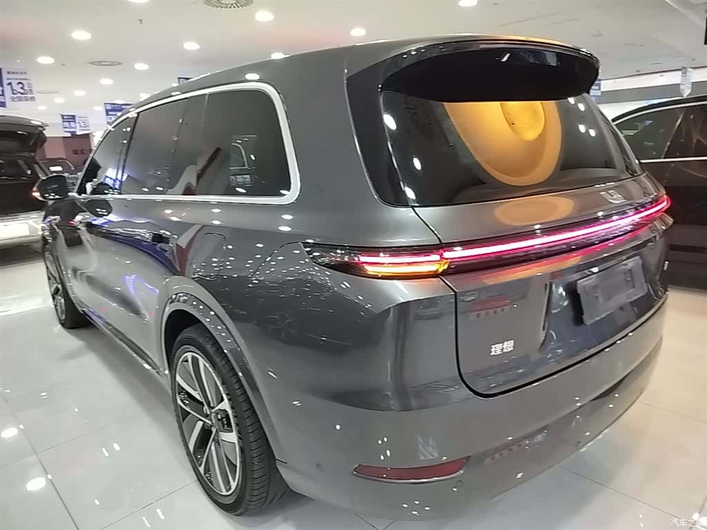 Li Auto L9, 2023 все фото