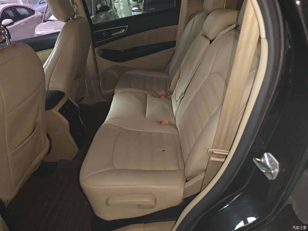 Ford Edge, 2016 17