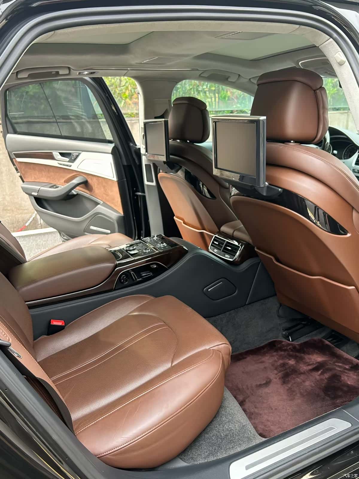 Audi A8L, 2014 9