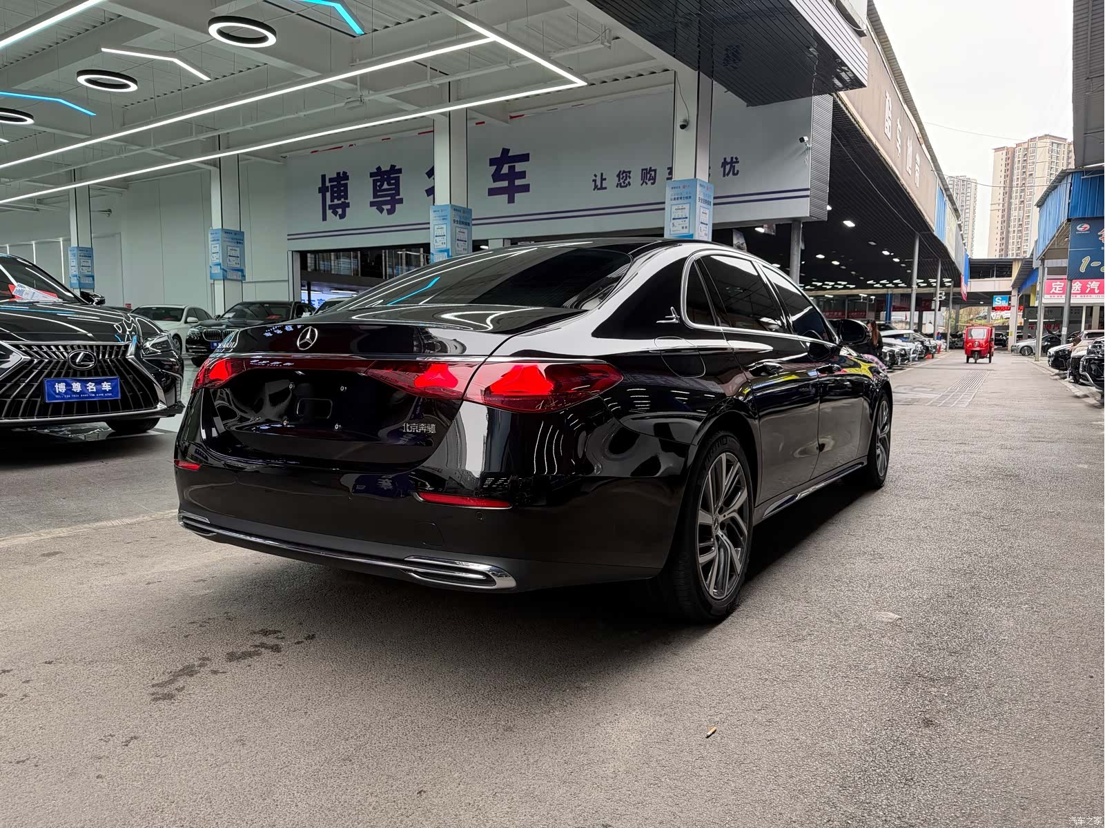Mercedes-Benz E-Class, 2024 21