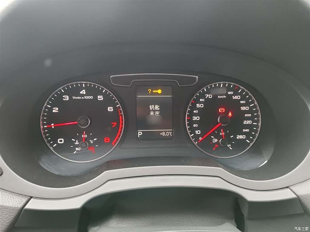Audi Q3, 2016 4