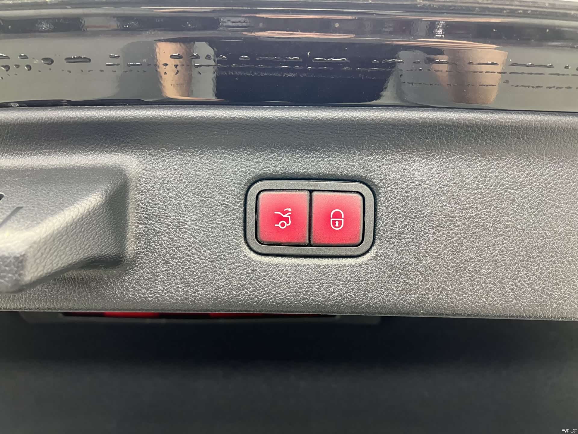 Mercedes-Benz S-Class, 2024 32