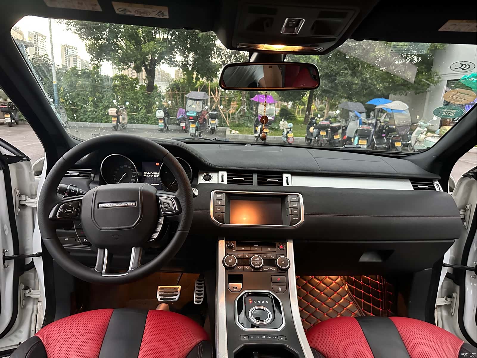 Land Rover Range Rover, 2012 14
