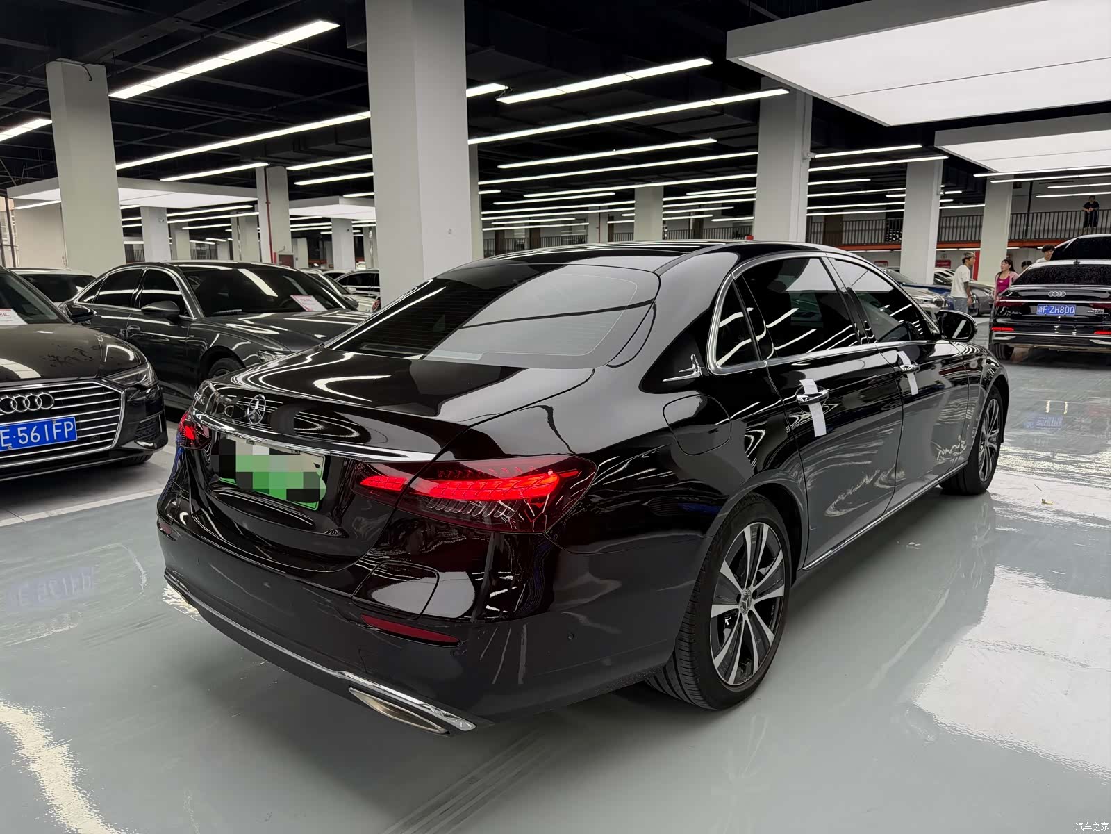 Mercedes-Benz E-Class, 2022 14
