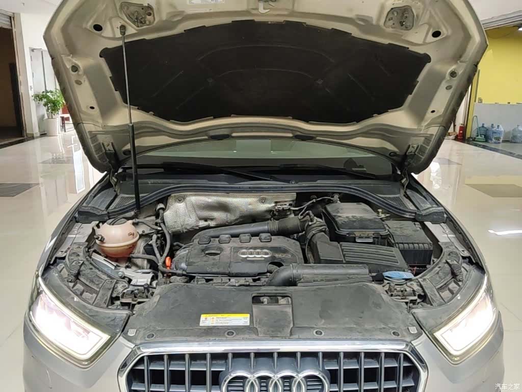 Audi Q3, 2014 20