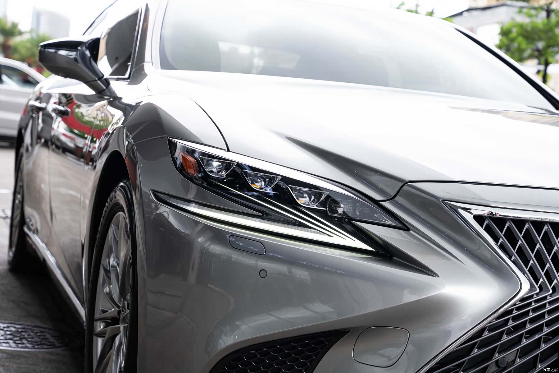 Lexus LS, 2019 6