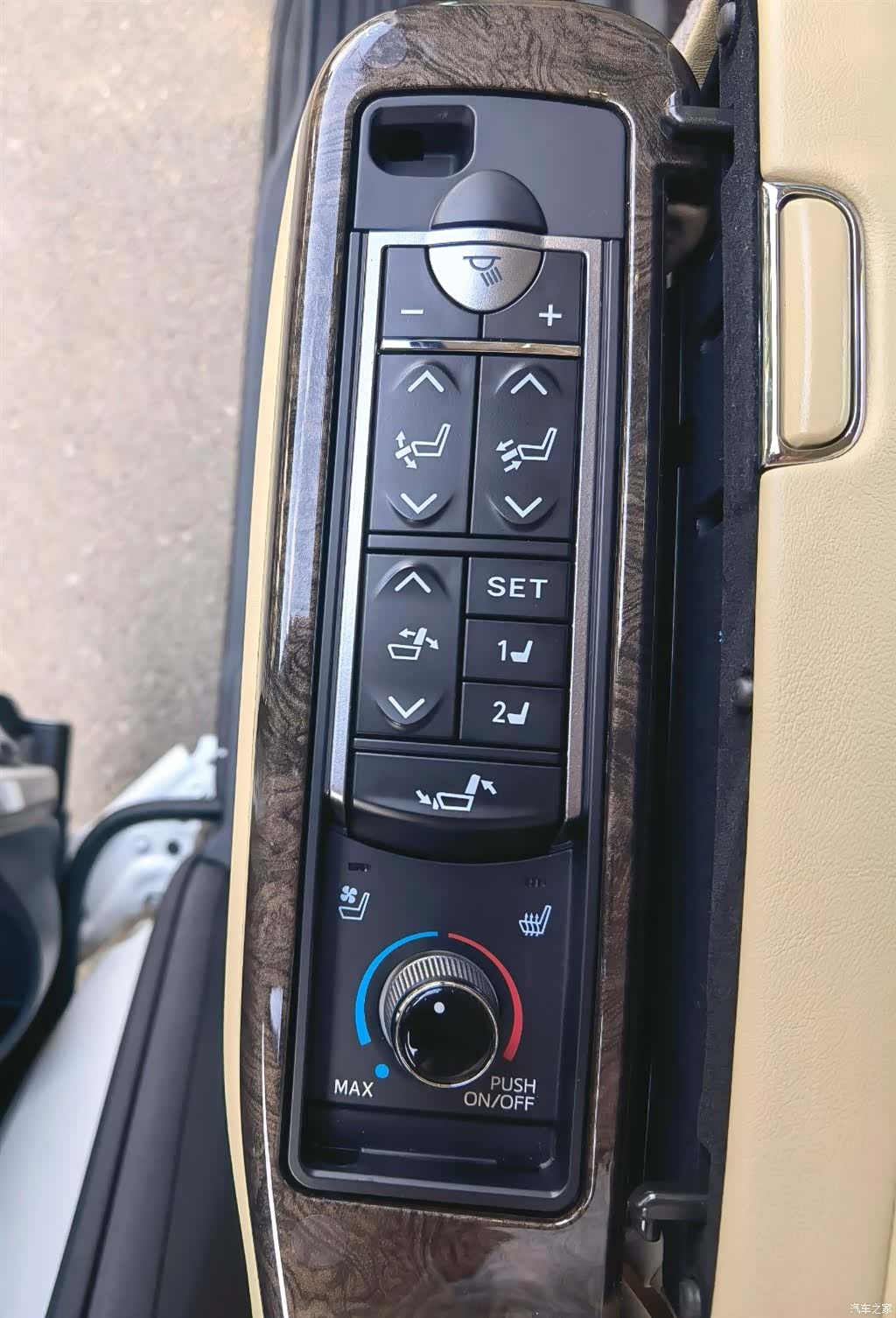 Toyota Vellfire, 2020 31