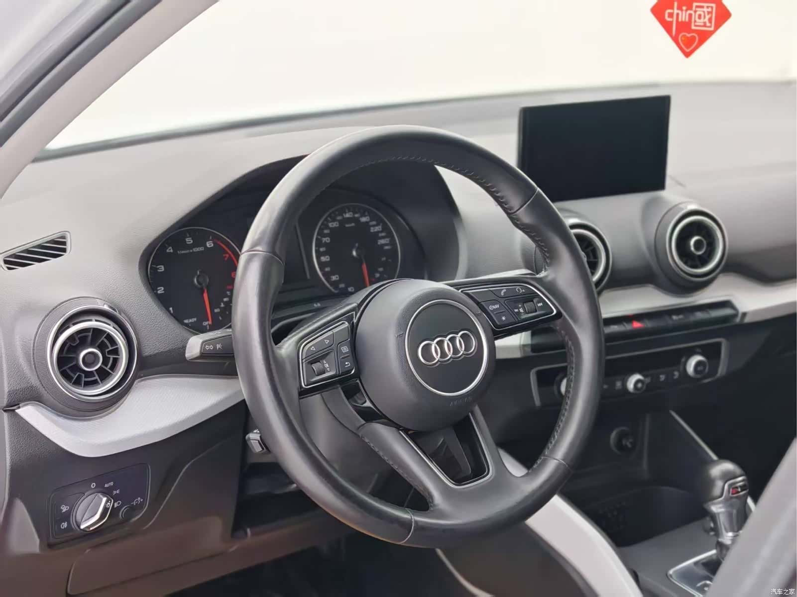 Audi Q2L, 2019 15