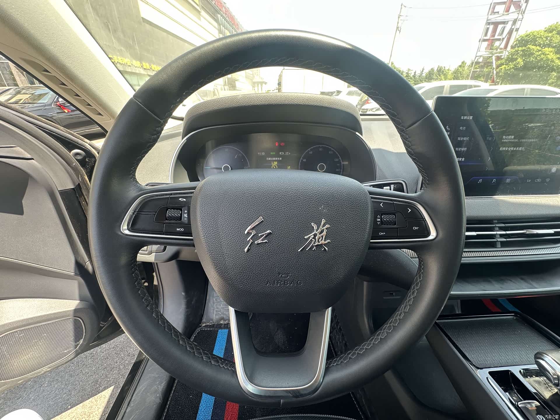 Hongqi QM5, 2022 9
