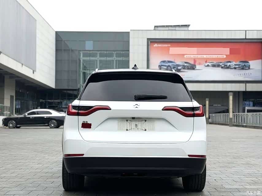 NIO ES8, 2021 8