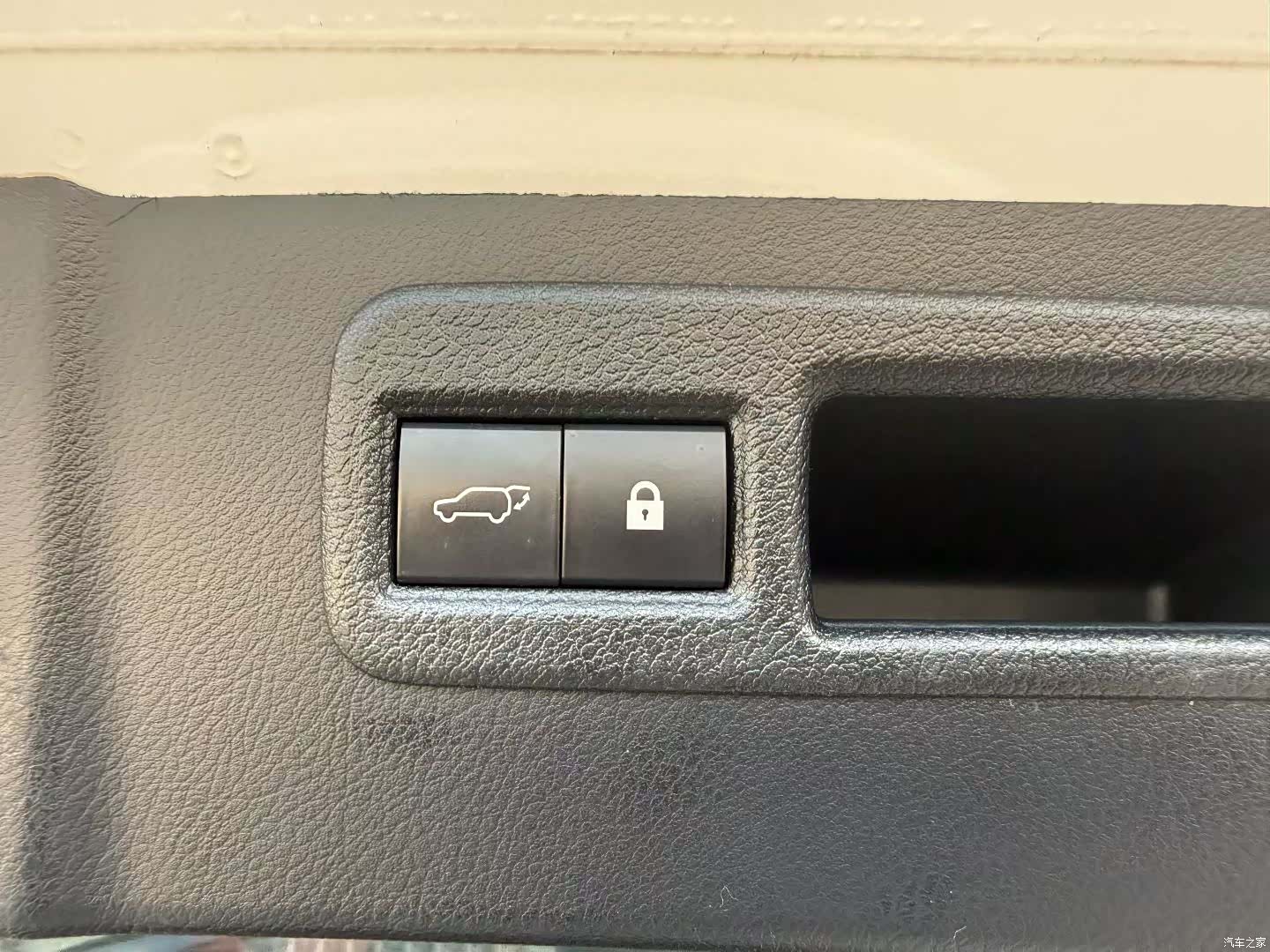 Lexus NX, 2018 9