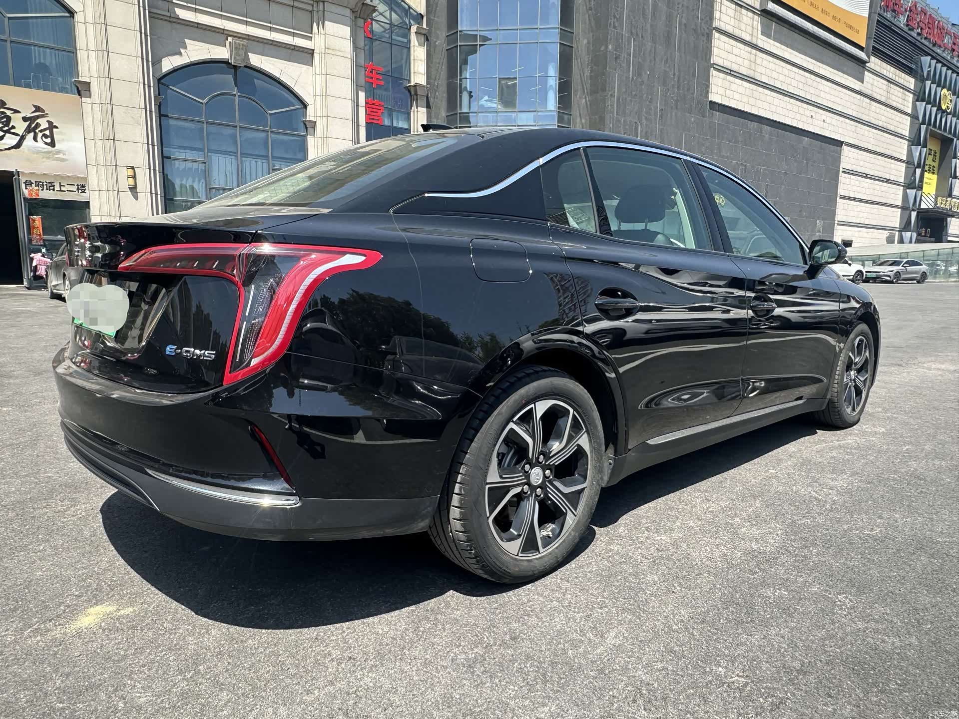 Hongqi QM5, 2022 все фото