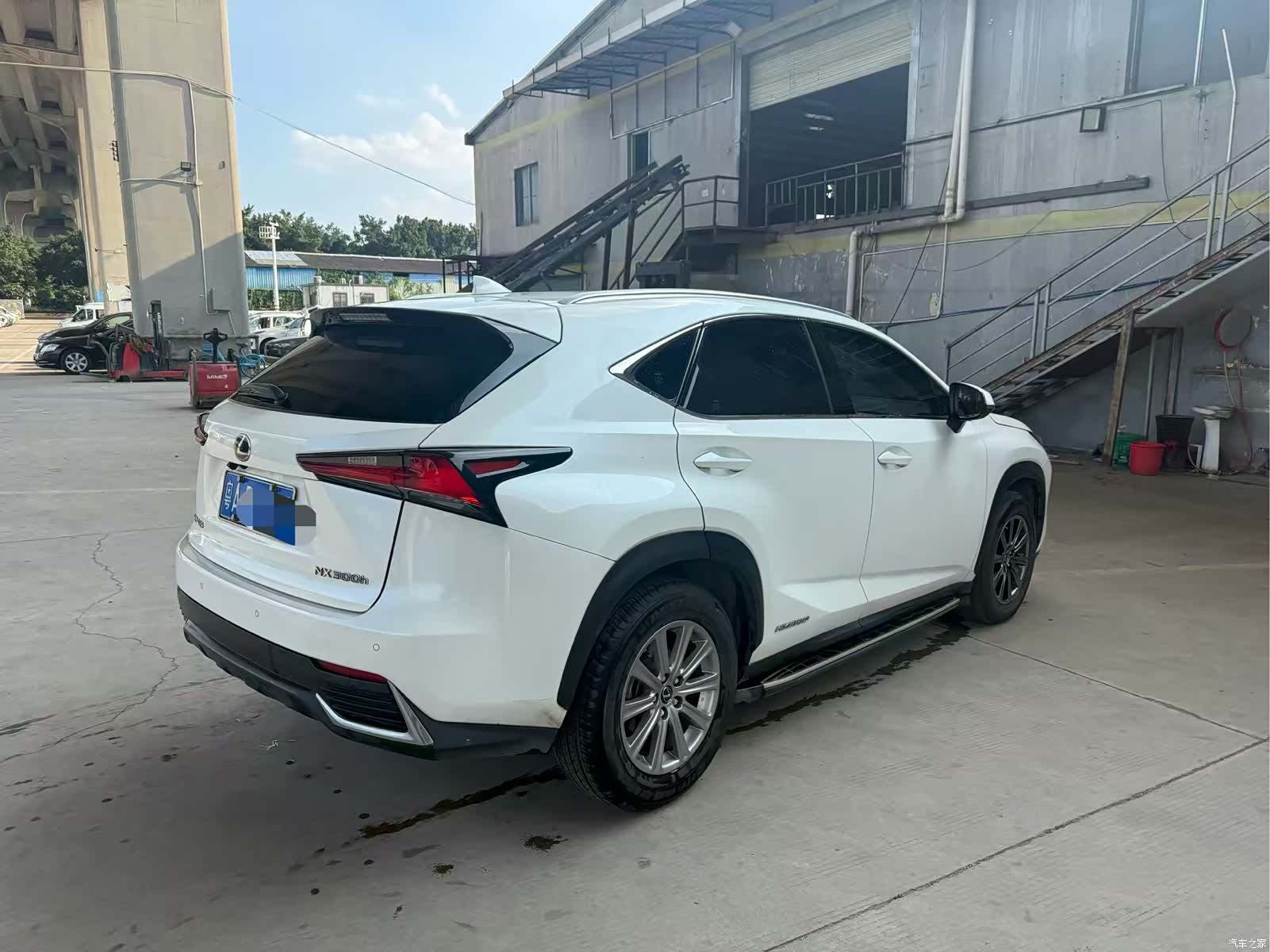 Lexus NX, 2018 3