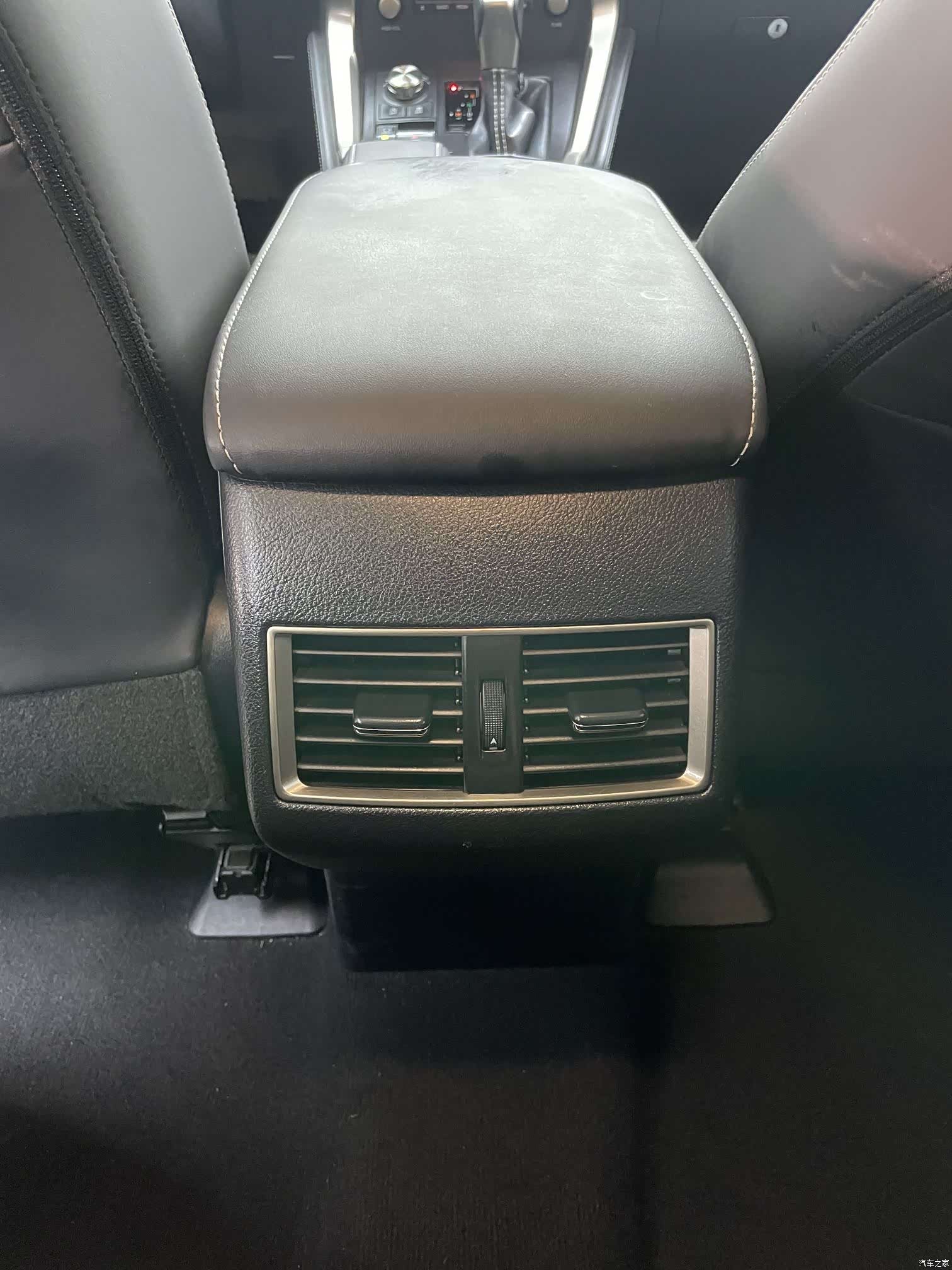 Lexus NX, 2020 15
