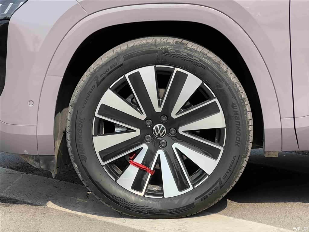 Volkswagen Teramont, 2025 4