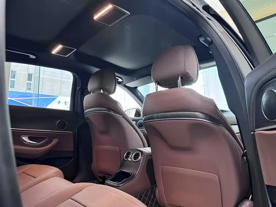 Mercedes-Benz E-class Mercedes-Benz E-class