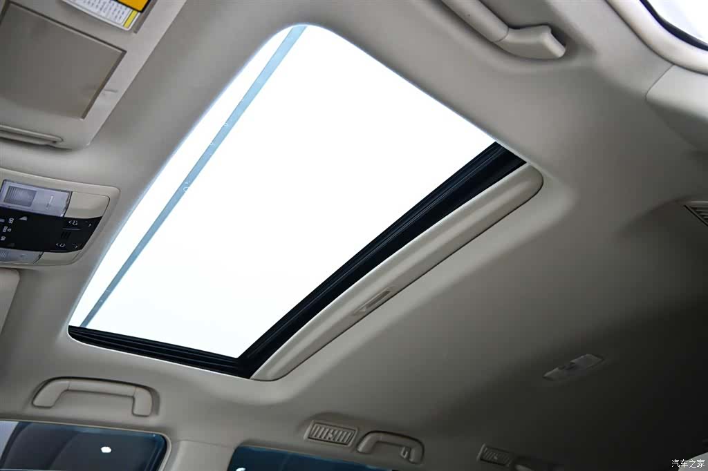 Toyota Prado, 2024 32