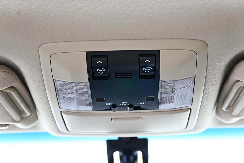 Toyota Prado, 2024 31