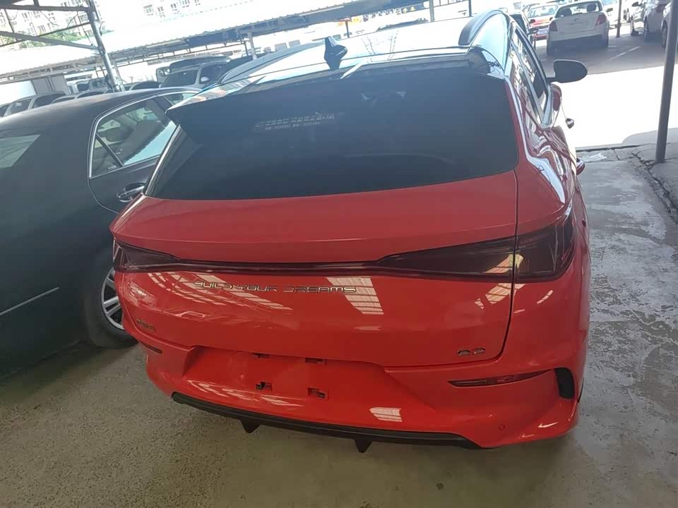 BYD e2